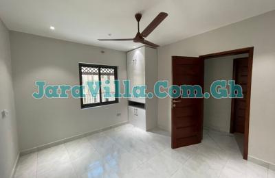 4 bedrooms house for sale at Lakeside