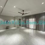 4 bedrooms house for sale at Lakeside