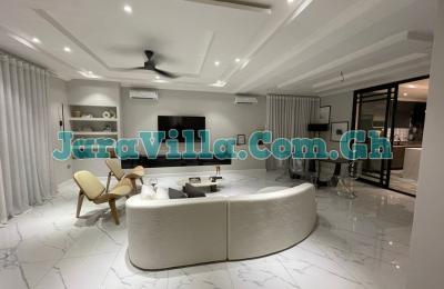 4 bedrooms house for sale at Lakeside