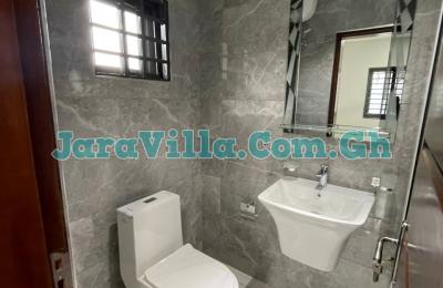 4 bedrooms house for sale at Lakeside