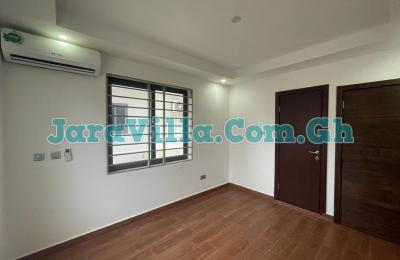 2 bedroom at School Junction