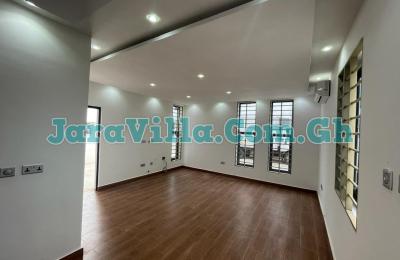 2 bedroom at School Junction