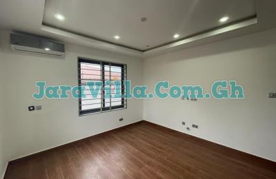 2 bedroom at School Junction