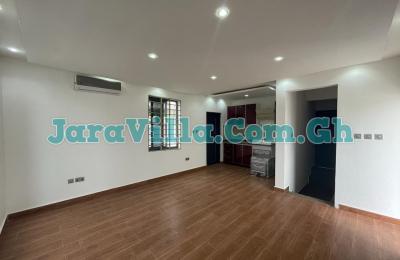 2 bedroom at School Junction