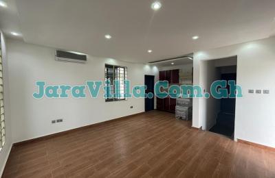 2 bedroom at School Junction