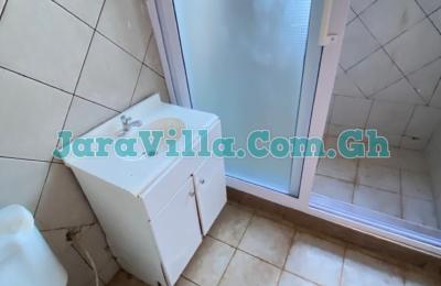 2 bedroom apartment at Lakeside Estate.