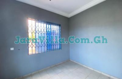 2 bedroom apartment at Lakeside Estate.