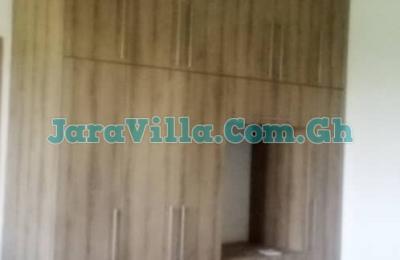 Executive 2Bedroom Townhouse@ Adjringanor
