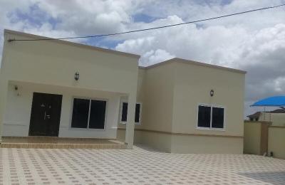 EXECUTIVE 4 BEDROOM HOUSE FOR SALE@LAKESIDE