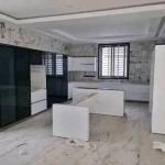 Ultra Modern 8 Bedroom house@ American house