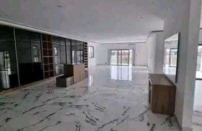 Ultra Modern 8 Bedroom house@ American house