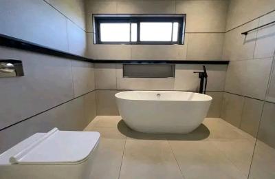4BedroombTownhouse@ East Airport