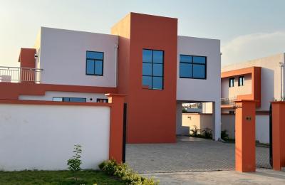 FOUR BEDROOM HOUSE FOR RENT