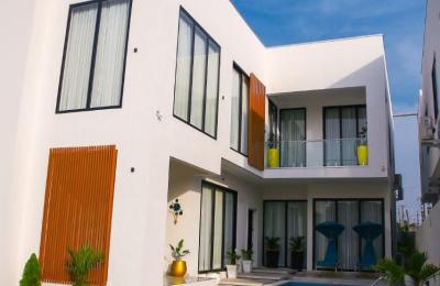 Ultra modern 4 Bedroom Townhouse@ Adjringanor
