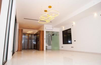 Ultra modern 4 Bedroom Townhouse@ Adjringanor