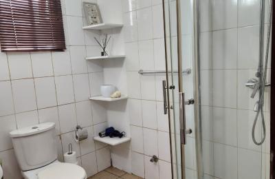 Service 2 Bedroom Apartment@Madina Redco