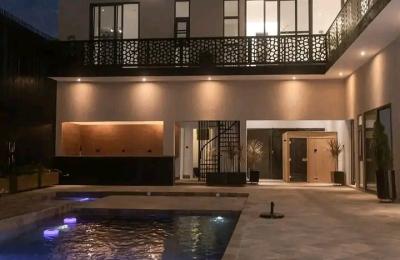 6Bedroom House@ Labone