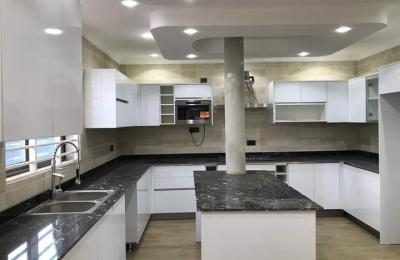 Check out this 5-bedroom house with a 1-bedroom staff quarters for sale at Spintex!