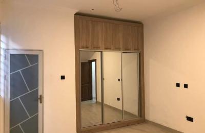 Check out this 5-bedroom house with a 1-bedroom staff quarters for sale at Spintex!