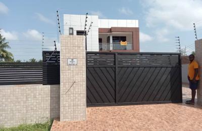 Executive 5 bedroom house