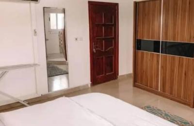 furnished 2 Bedroom flat@ Labone