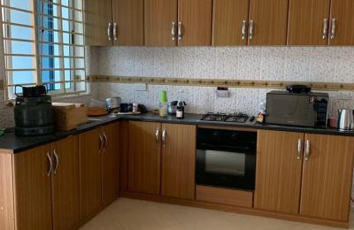 4Bedroom House@ American House