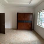 4Bedroom House@ American House