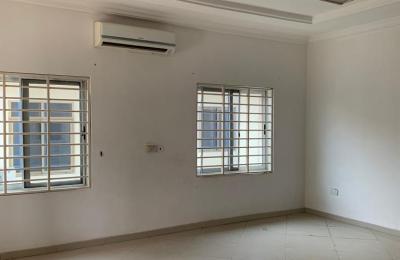 4Bedroom House@ American House