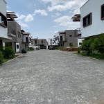 3Bedroom townhouse@ Adjringanor