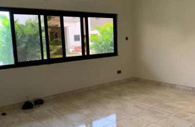 3Bedroom townhouse@ Adjringanor