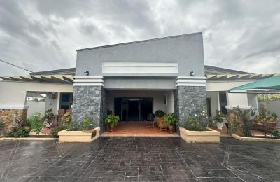 3 bedroom house for rent at East Legon,, Adjiringanor.