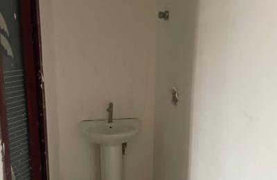 chamber and Hall at lakeside for rent
