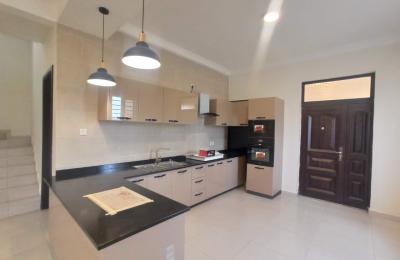 4 bedroom duplex for sale at Lakeside Estate.