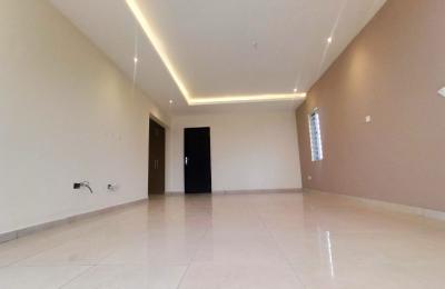4 bedroom duplex for sale at Lakeside Estate.