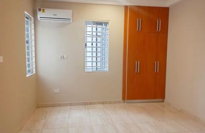 4 bedroom duplex for sale at Lakeside Estate.