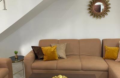 3 bedroom fully furnished at Adjiringanor