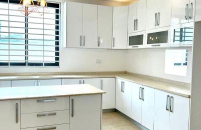 4 bedrooms for sale at East Legon, Ogbojo
