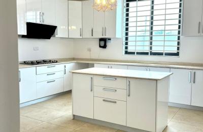 4 bedrooms for sale at East Legon, Ogbojo