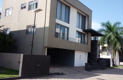 4BEDROOM TOWNHOUSE@ CANTONMENT