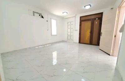Semi furnished 1 Bedroom studio flat@ North Ridge