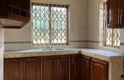 3Bedroom Apartment@ American house