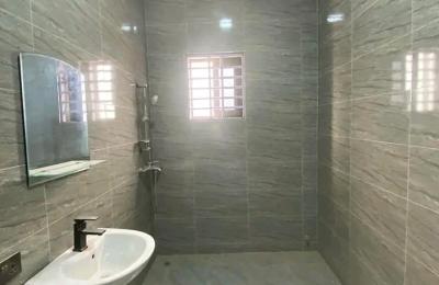 2Bedroom apartment@ Botwe