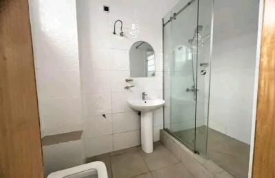 2/3bEdroom Apartment@ East legon