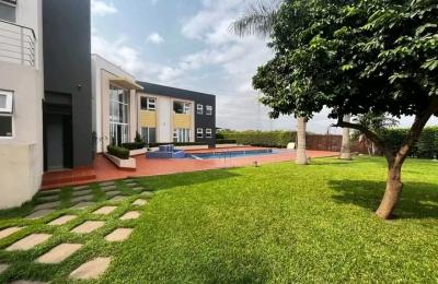 Fully furnished 3Bedroom townhouse@ Adjringanor