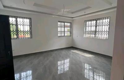 1/2BEDROOM APARTMENT@ OYARIFA