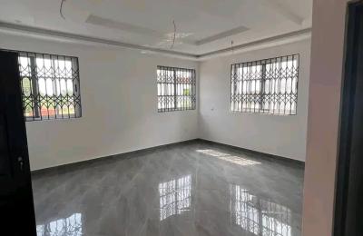 1/2BEDROOM APARTMENT@ OYARIFA
