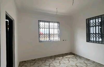 1/2BEDROOM APARTMENT@ OYARIFA