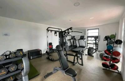 Serviced 1 Bedroom Apartment@ labond