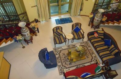 7 BEDROOM FURNISHED HOUSE FOR SALE AT EAST LEGON