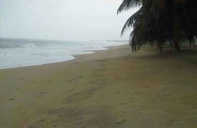 LAND FOR SALE AT ELMINA BEACH FRONT